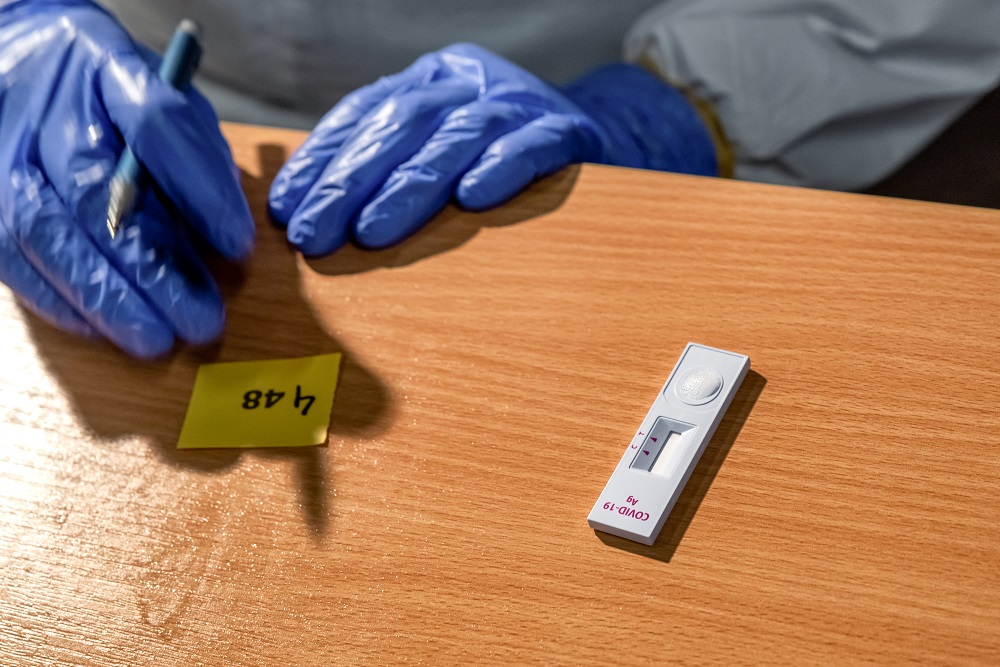 Odpady z testovania na koronavírus COVID-19: Šesť otázok a odpovedí